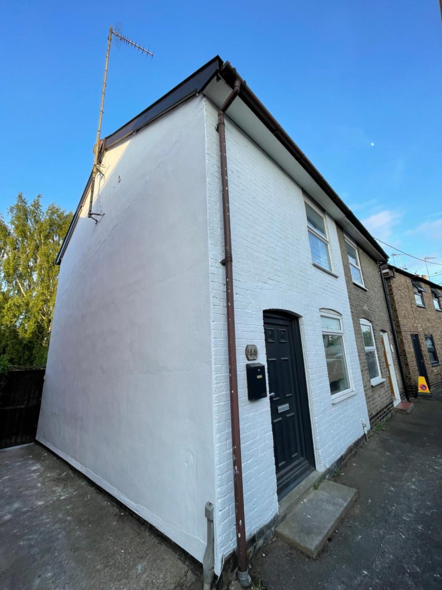 Nice 2 Bedroom House In ストウマーケット エクステリア 写真